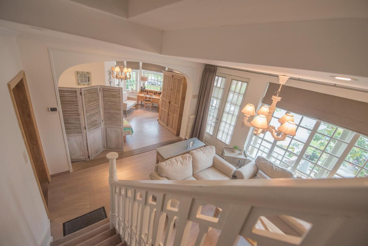 Hotel Villa La Tourelle Де Хаан Екстериор снимка