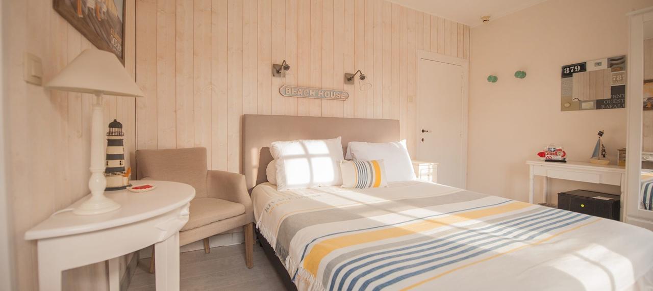 Hotel Villa La Tourelle Де Хаан Екстериор снимка