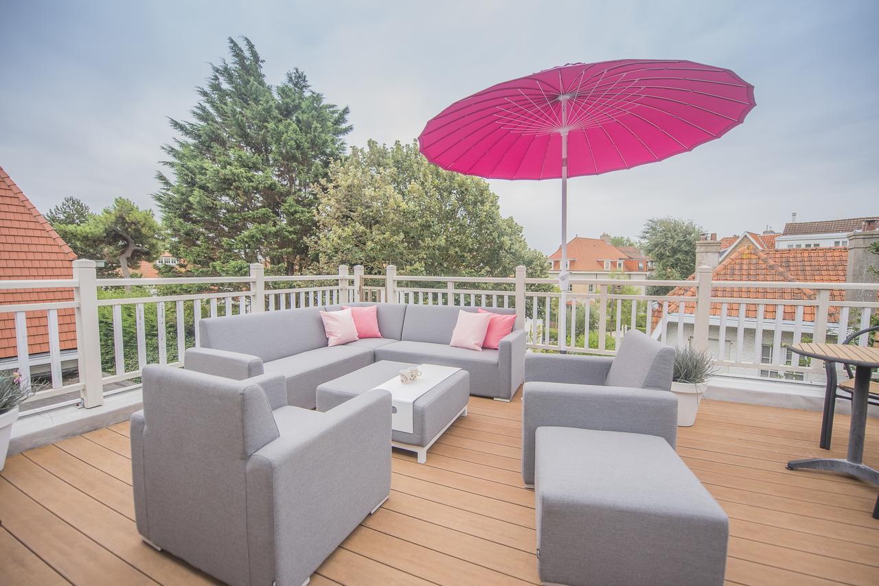 Hotel Villa La Tourelle Де Хаан Екстериор снимка