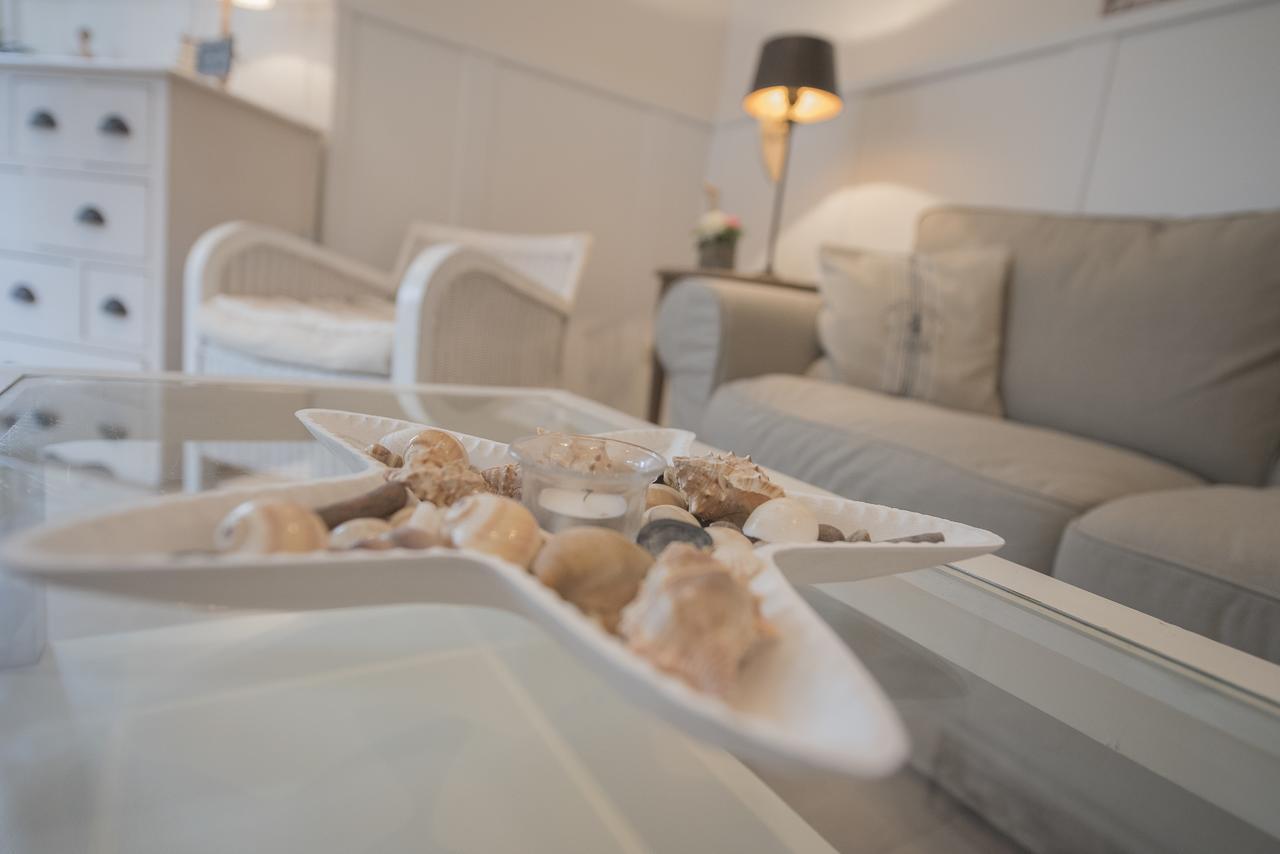 Hotel Villa La Tourelle Де Хаан Екстериор снимка