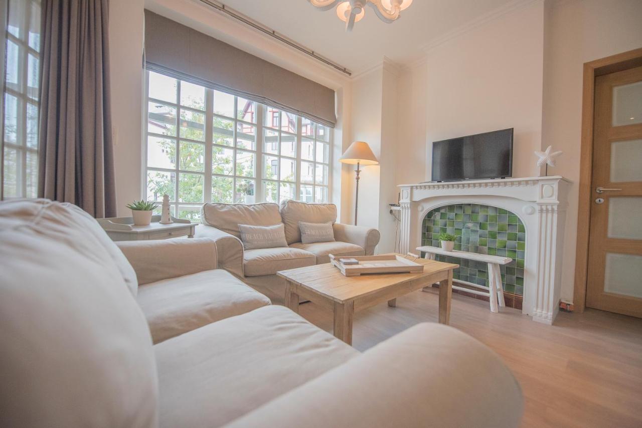 Hotel Villa La Tourelle Де Хаан Екстериор снимка
