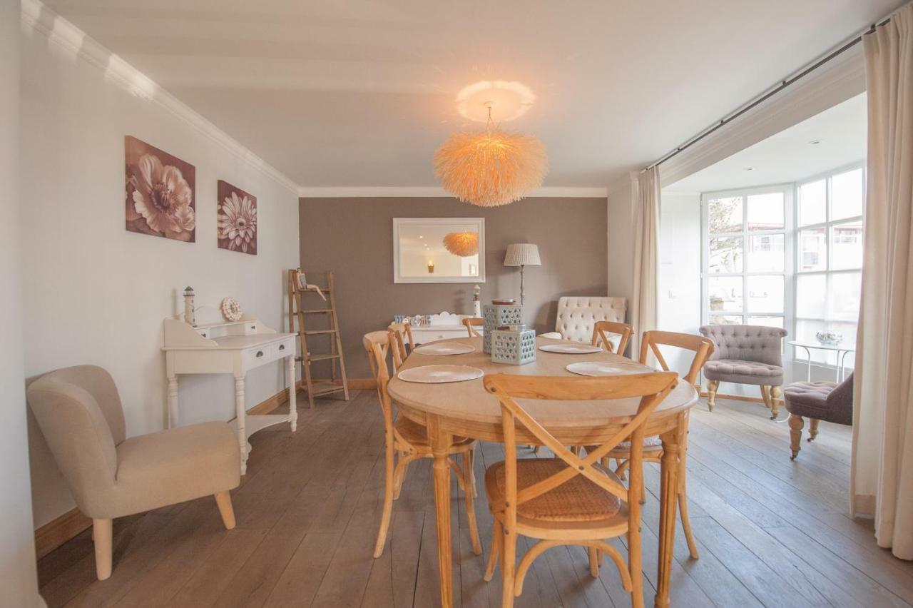 Hotel Villa La Tourelle Де Хаан Екстериор снимка